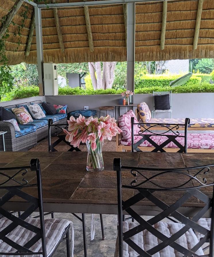 The Residence Villa Chobe 卡萨内 外观 照片