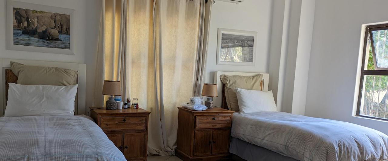 The Residence Villa Chobe 卡萨内 外观 照片