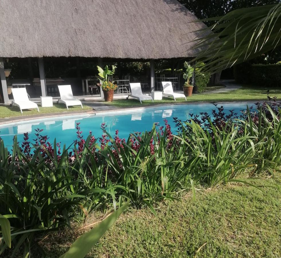 The Residence Villa Chobe 卡萨内 外观 照片