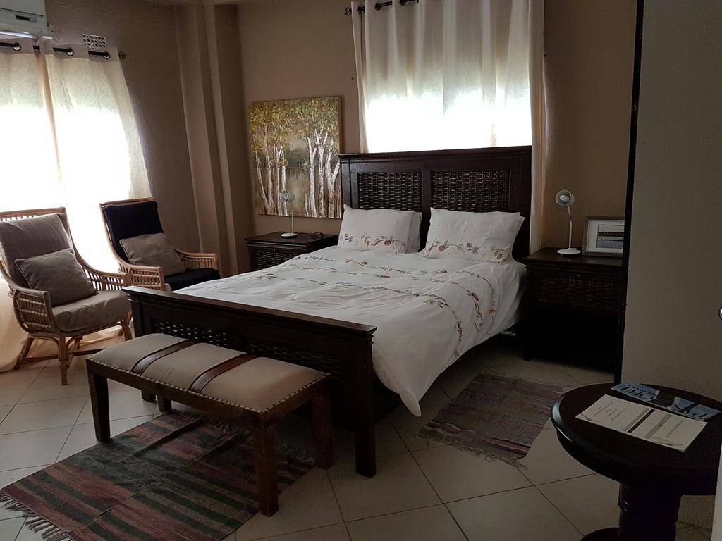 The Residence Villa Chobe 卡萨内 外观 照片